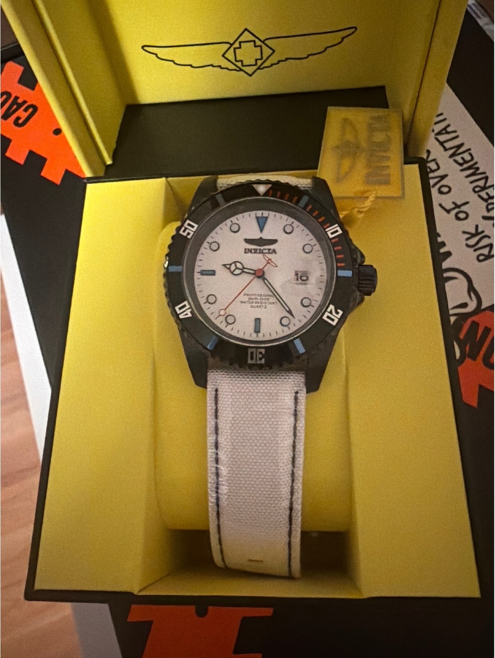 INVICTA PRO DIVER EXOVIAN 42mm w/ GENUINE LEATHER STRAP-WHITE! REG $$299